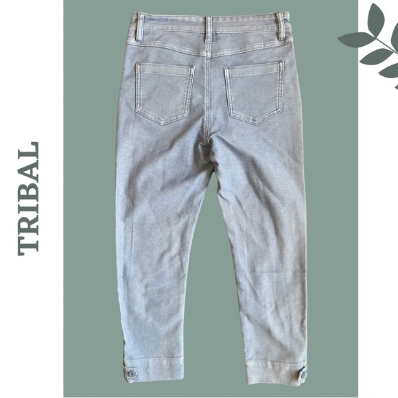 Tribal Women’s Stretch Pull On Capri Pant Washed Denim Look Front Rear Pockets - Picture 2 of 6